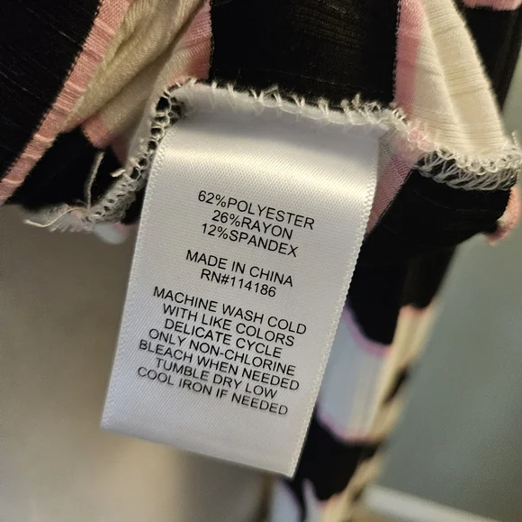 Juicy Couture Striped Black and White Women's Top Size XL New With Tags - Picture 13 of 14